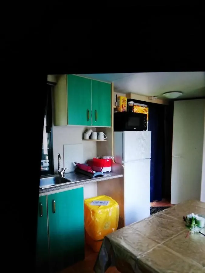 Kamp alanı 5 Personen Chalet Am Luganer See Otel Porlezza