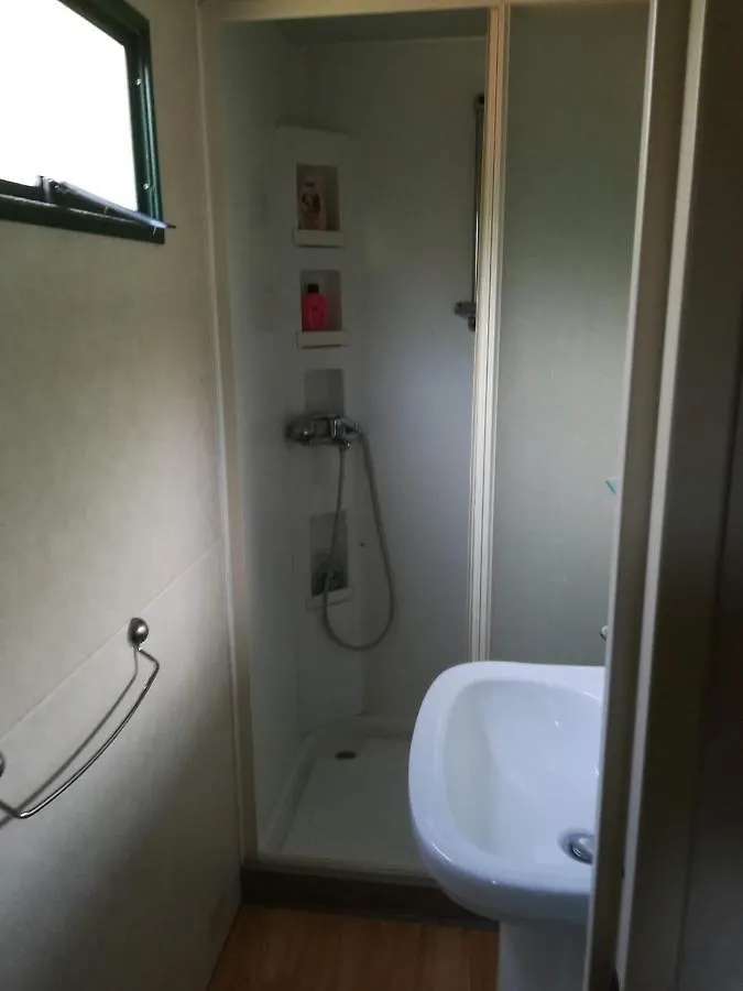 Kamp alanı 5 Personen Chalet Am Luganer See Otel Porlezza